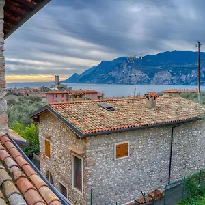  Apartment Carera